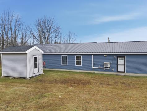 16 Godrics Hollow Sidney ME 04330