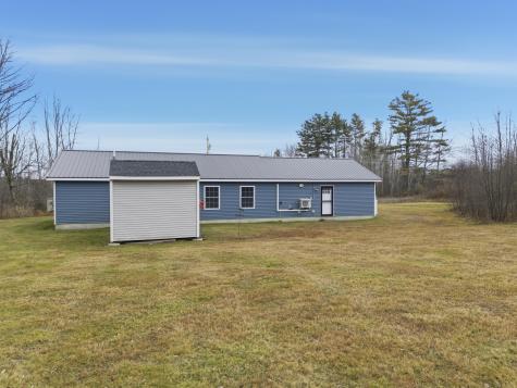 16 Godrics Hollow Sidney ME 04330