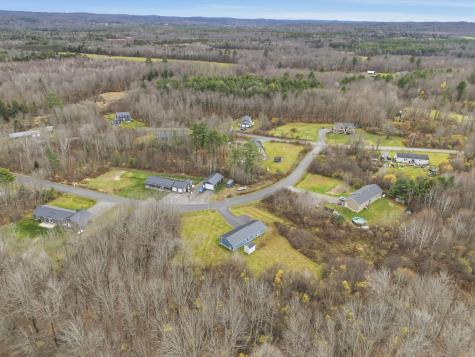 16 Godrics Hollow Sidney ME 04330