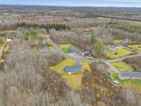 16 Godrics Hollow Sidney ME 04330