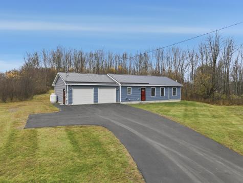 16 Godrics Hollow Sidney ME 04330