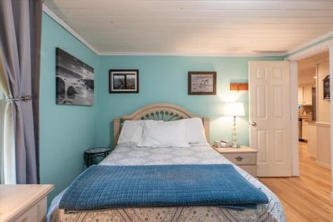 25 Pine View Ridge Road Boothbay ME 04537