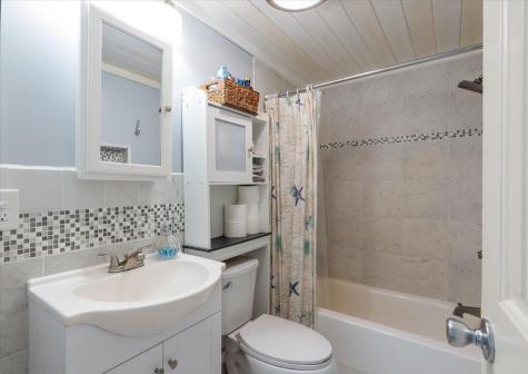 25 Pine View Ridge Road Boothbay ME 04537