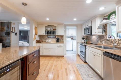 25 Pine View Ridge Road Boothbay ME 04537