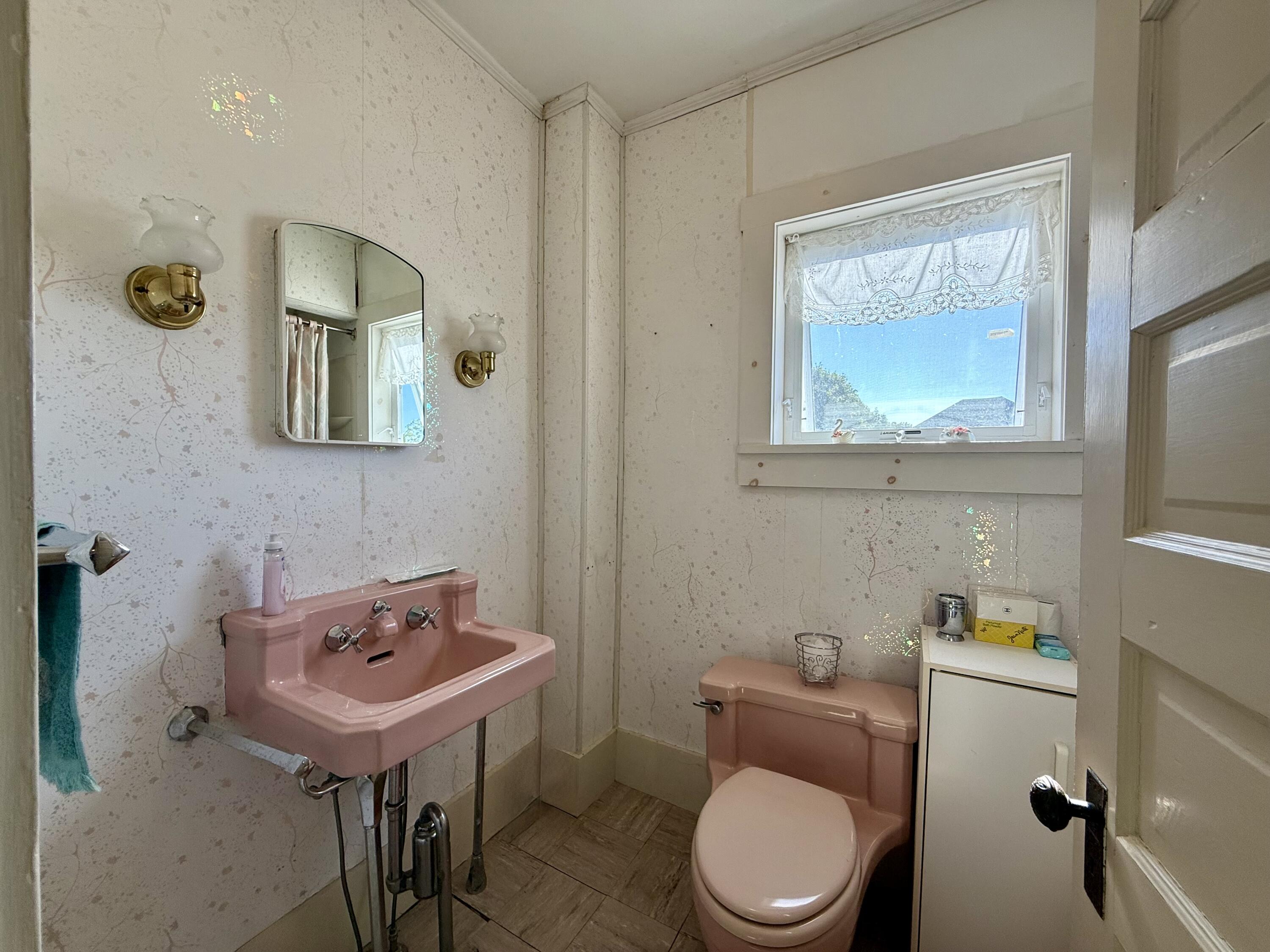 7 Broadway Street Eastport ME 04631