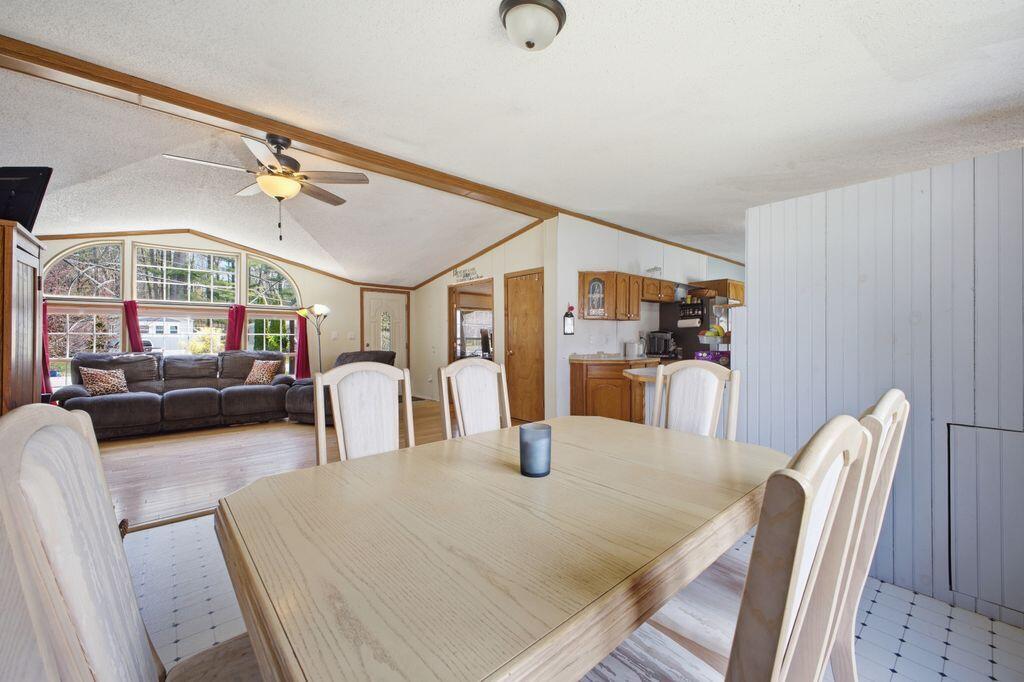 61 Larry Lane Brunswick ME 04011
