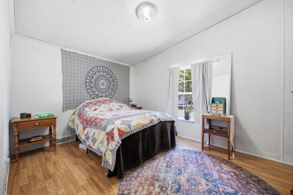 61 Larry Lane Brunswick ME 04011