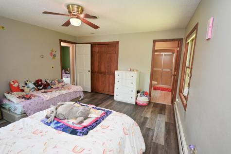 13 Evergreen Drive Hampden ME 04444