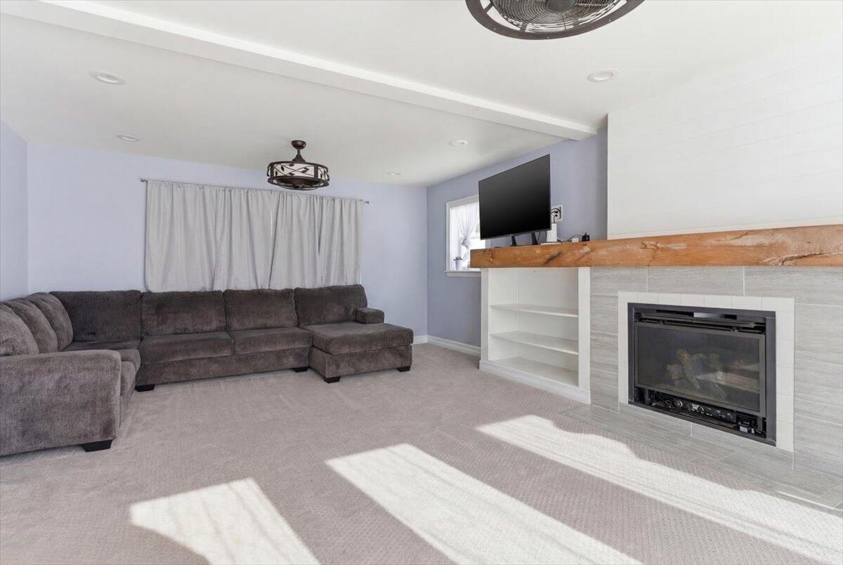 29 Jewell Street Jay ME 04239