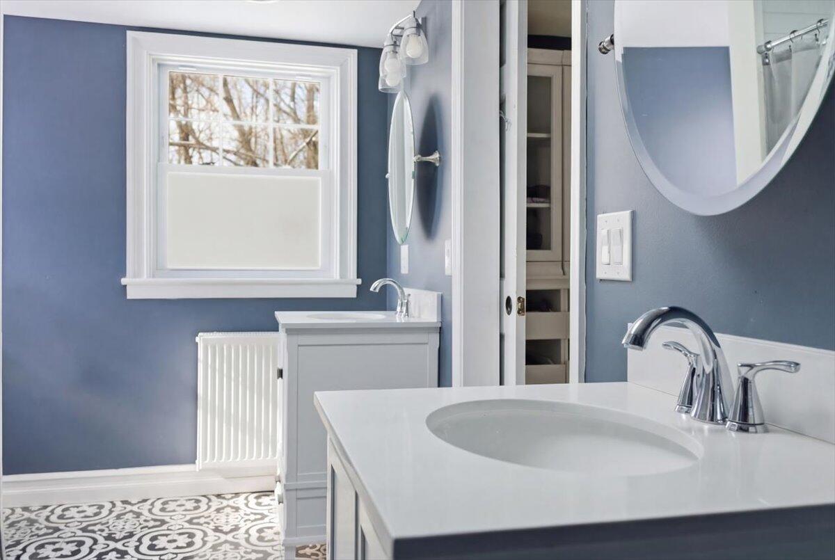 29 Jewell Street Jay ME 04239