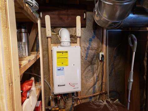 2 Back Road Abbot ME 04406