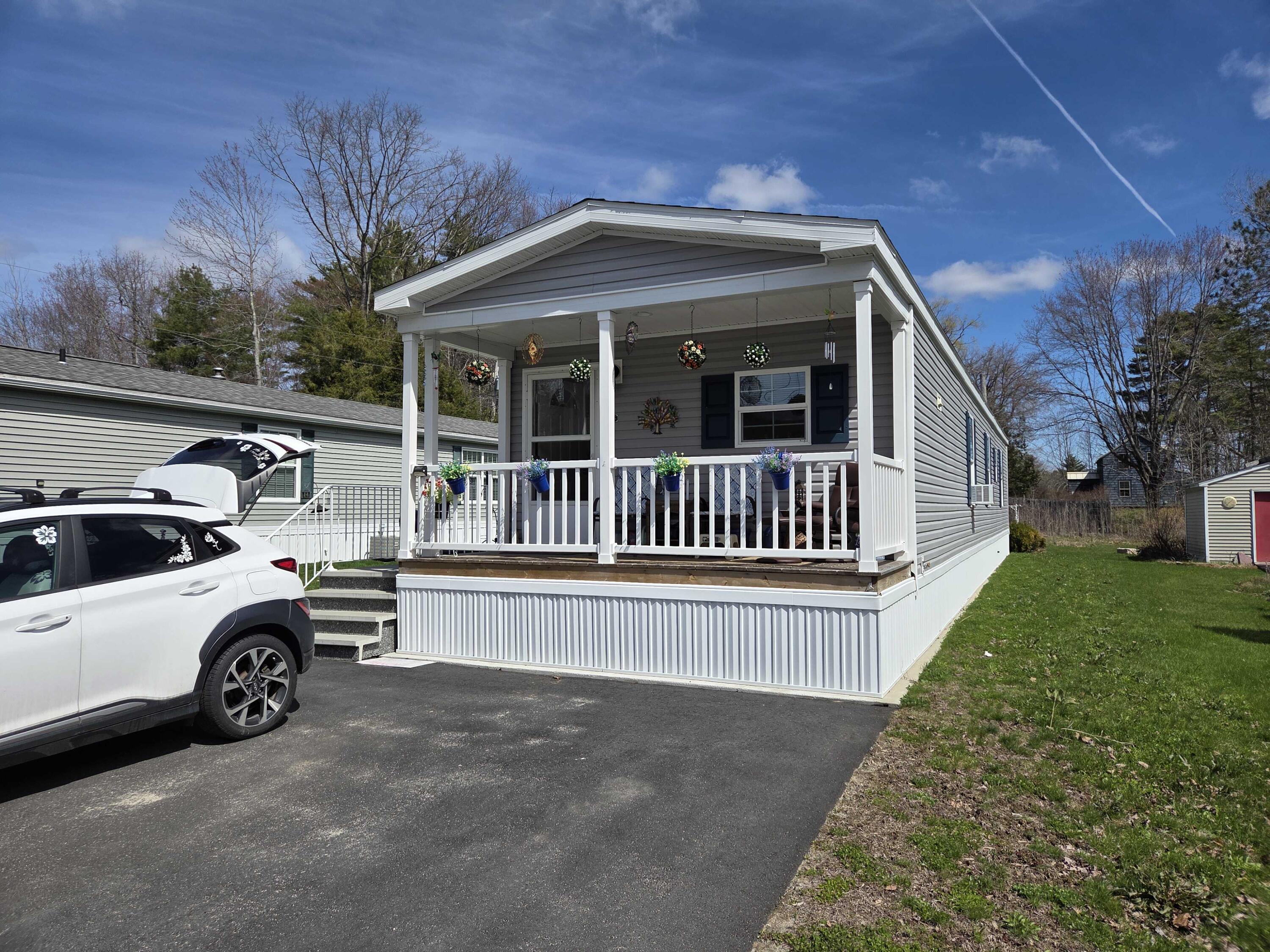 5 Colonial Drive Lisbon ME 04252