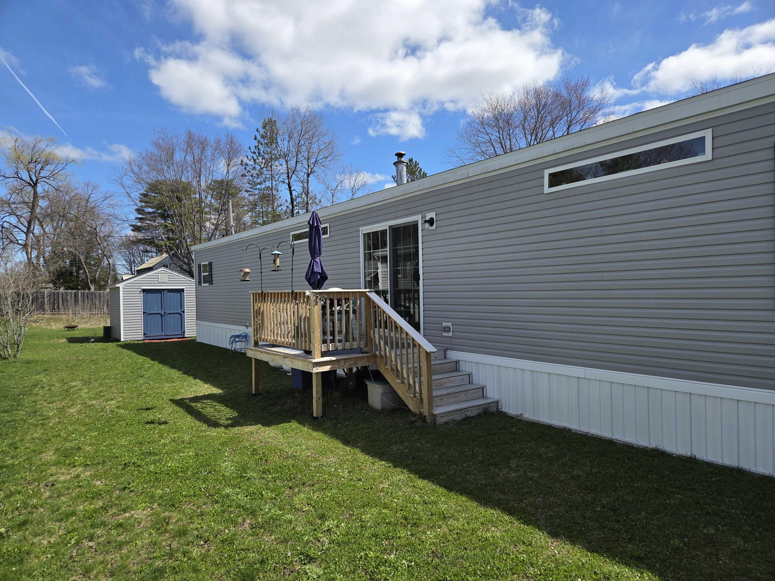 5 Colonial Drive Lisbon ME 04252