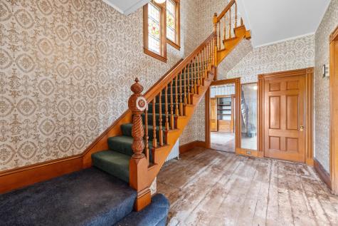 147 Talbot Avenue Rockland ME 04841