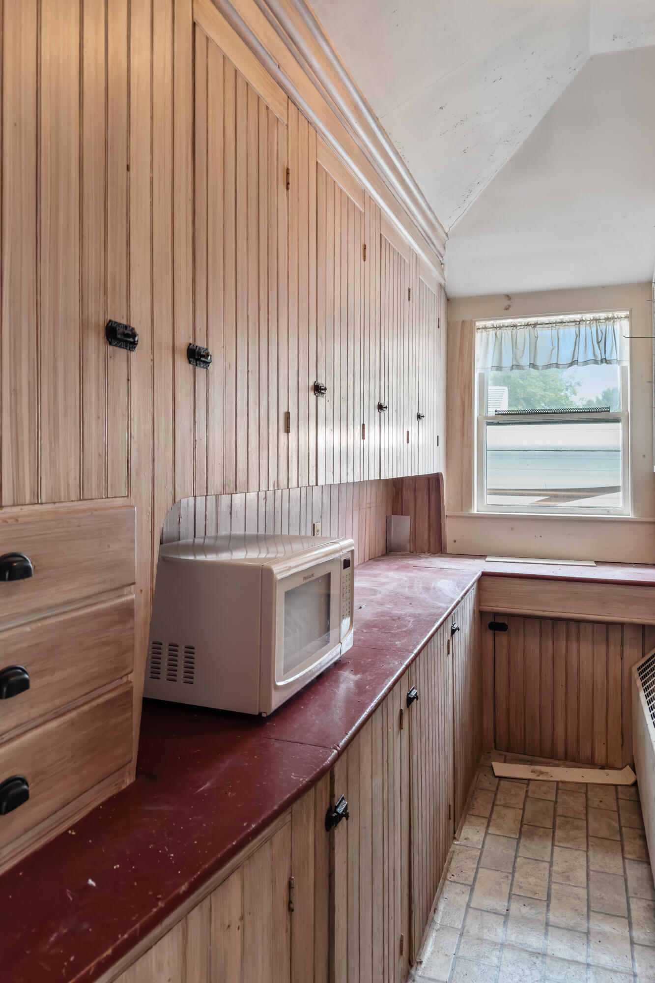 147 Talbot Avenue Rockland ME 04841