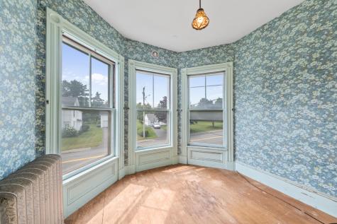 147 Talbot Avenue Rockland ME 04841