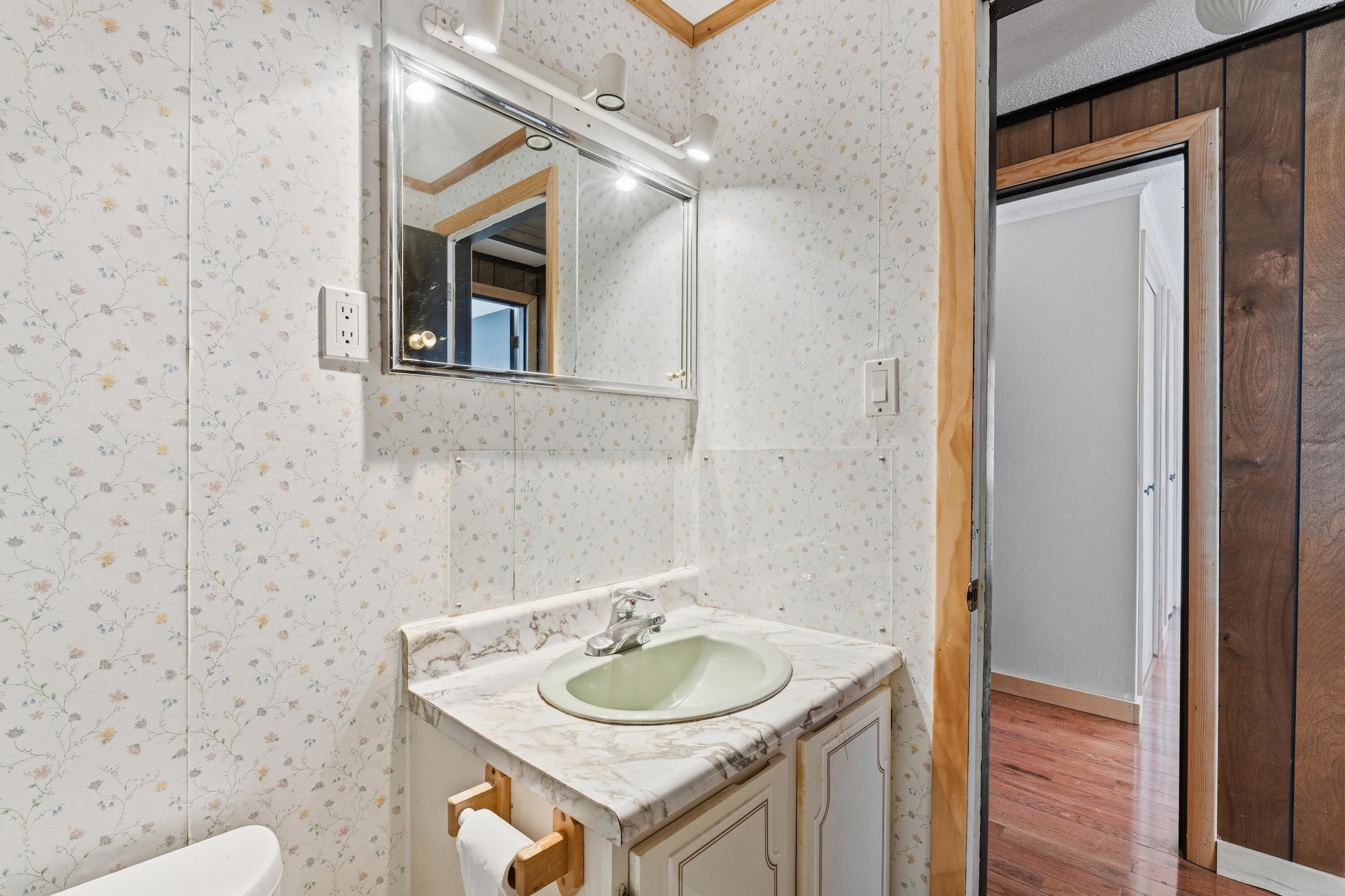 54 Shelton Avenue York ME 03909