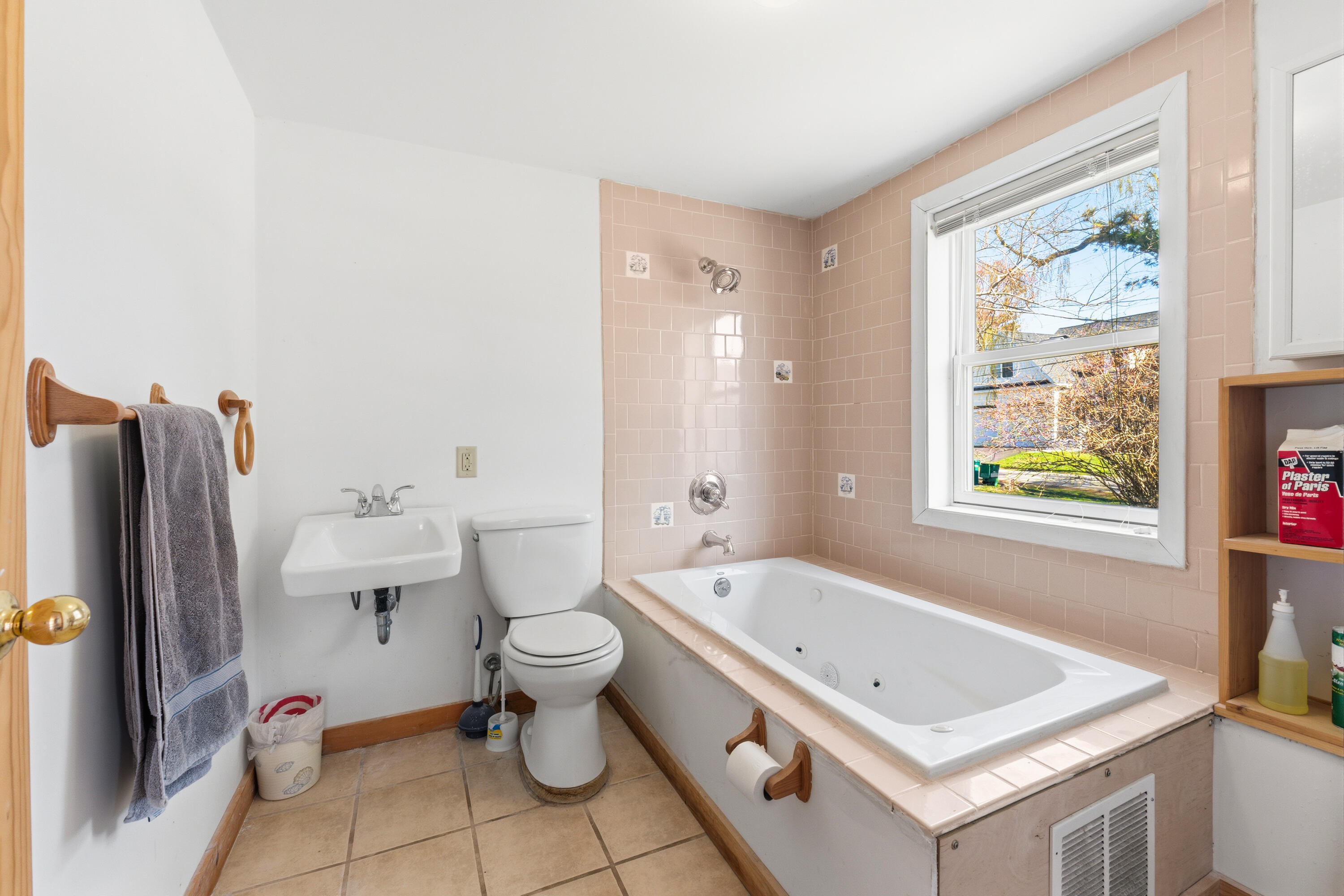 54 Shelton Avenue York ME 03909