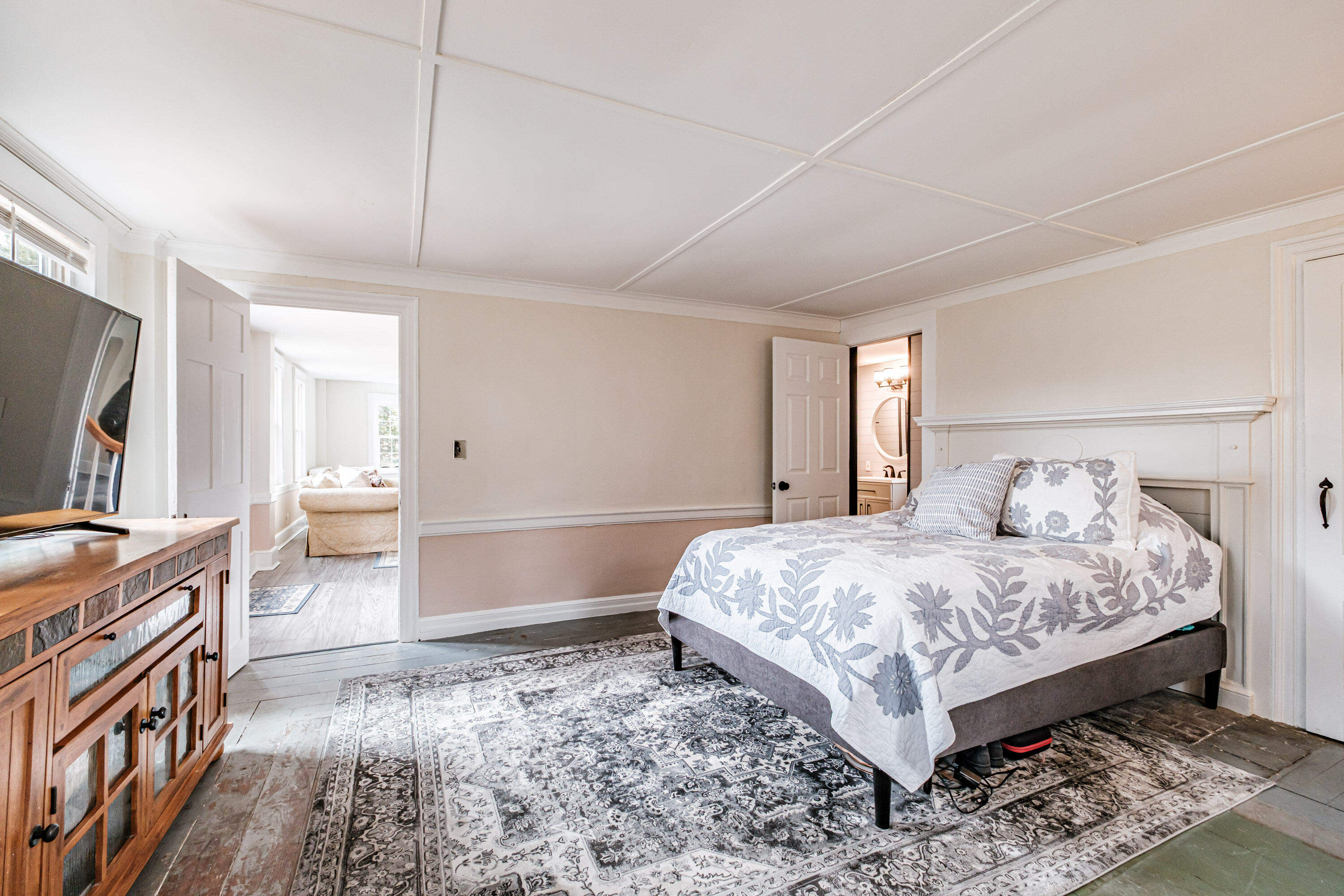 58 Allen Avenue Extension Falmouth ME 04105