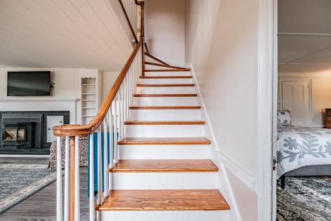 58 Allen Avenue Extension Falmouth ME 04105