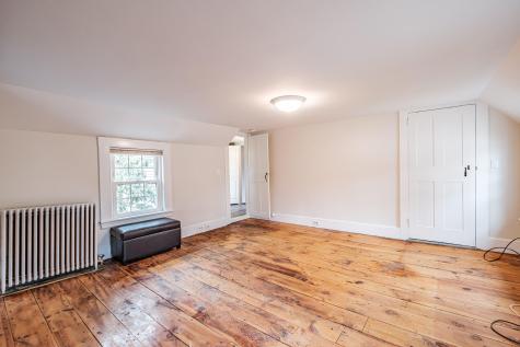 58 Allen Avenue Extension Falmouth ME 04105