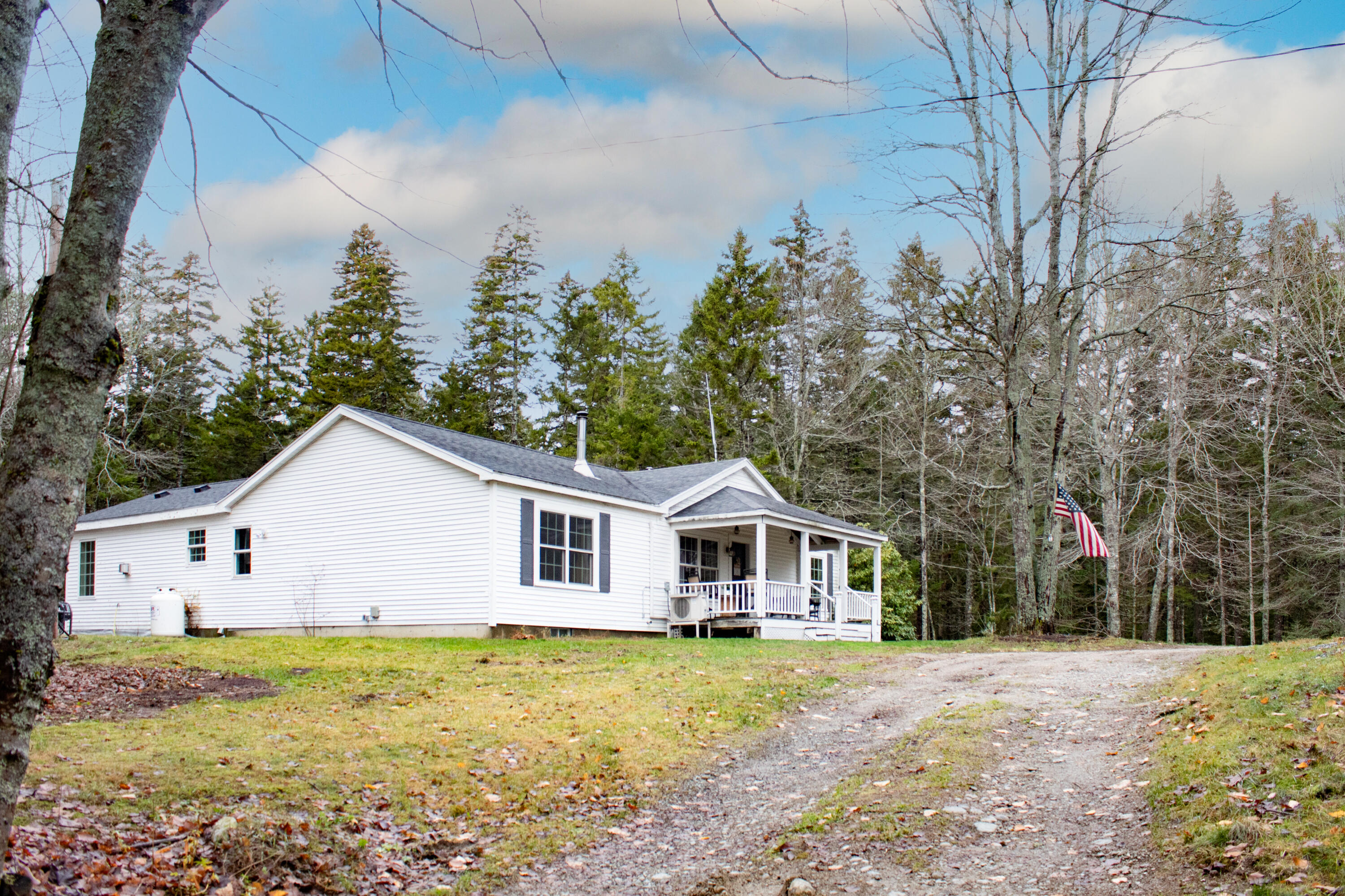 392 Bay Road Brooklin ME 04616