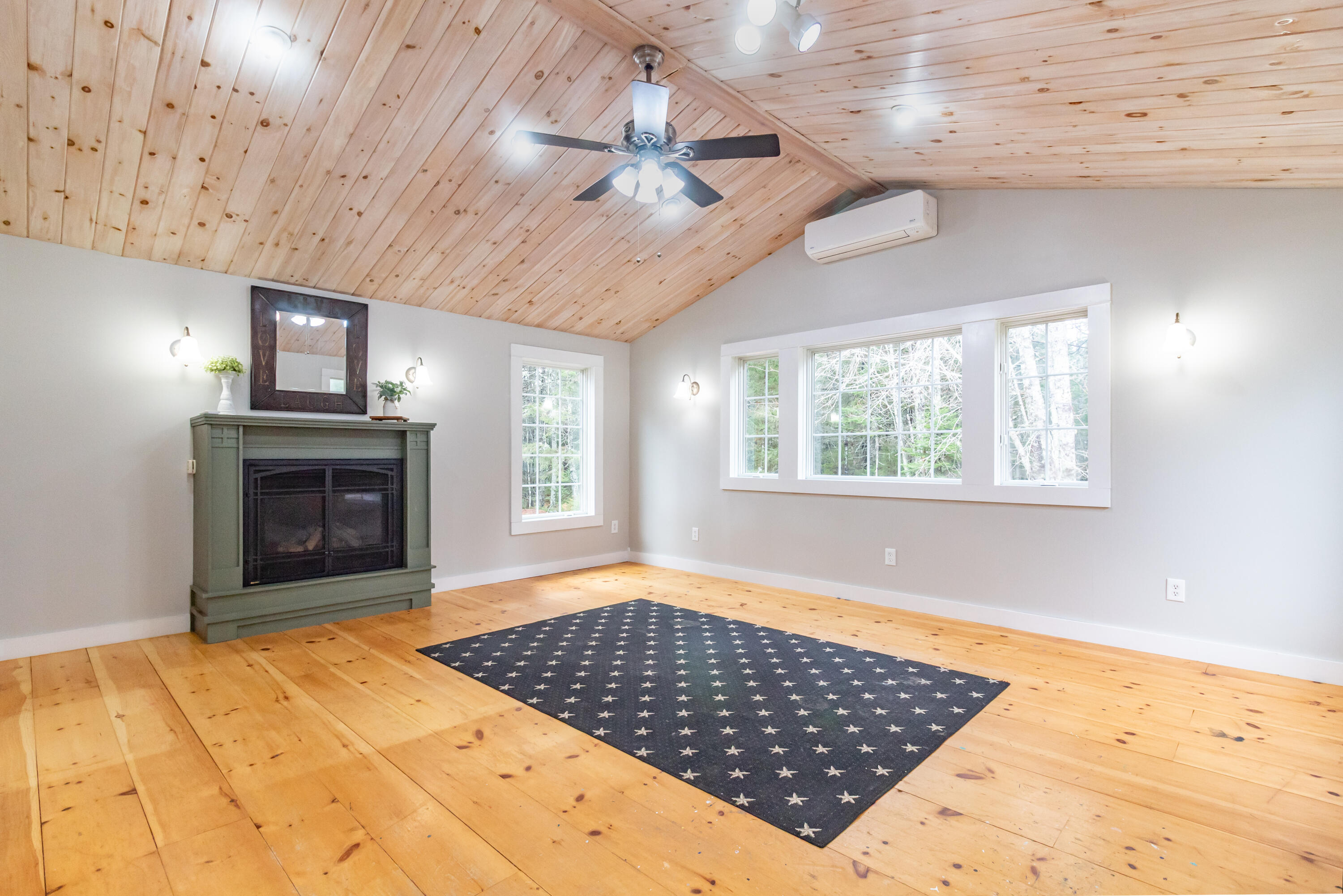 392 Bay Road Brooklin ME 04616