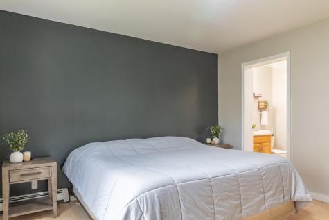 392 Bay Road Brooklin ME 04616