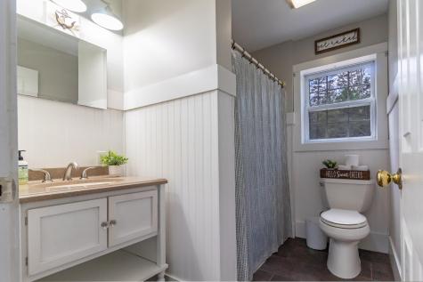 392 Bay Road Brooklin ME 04616