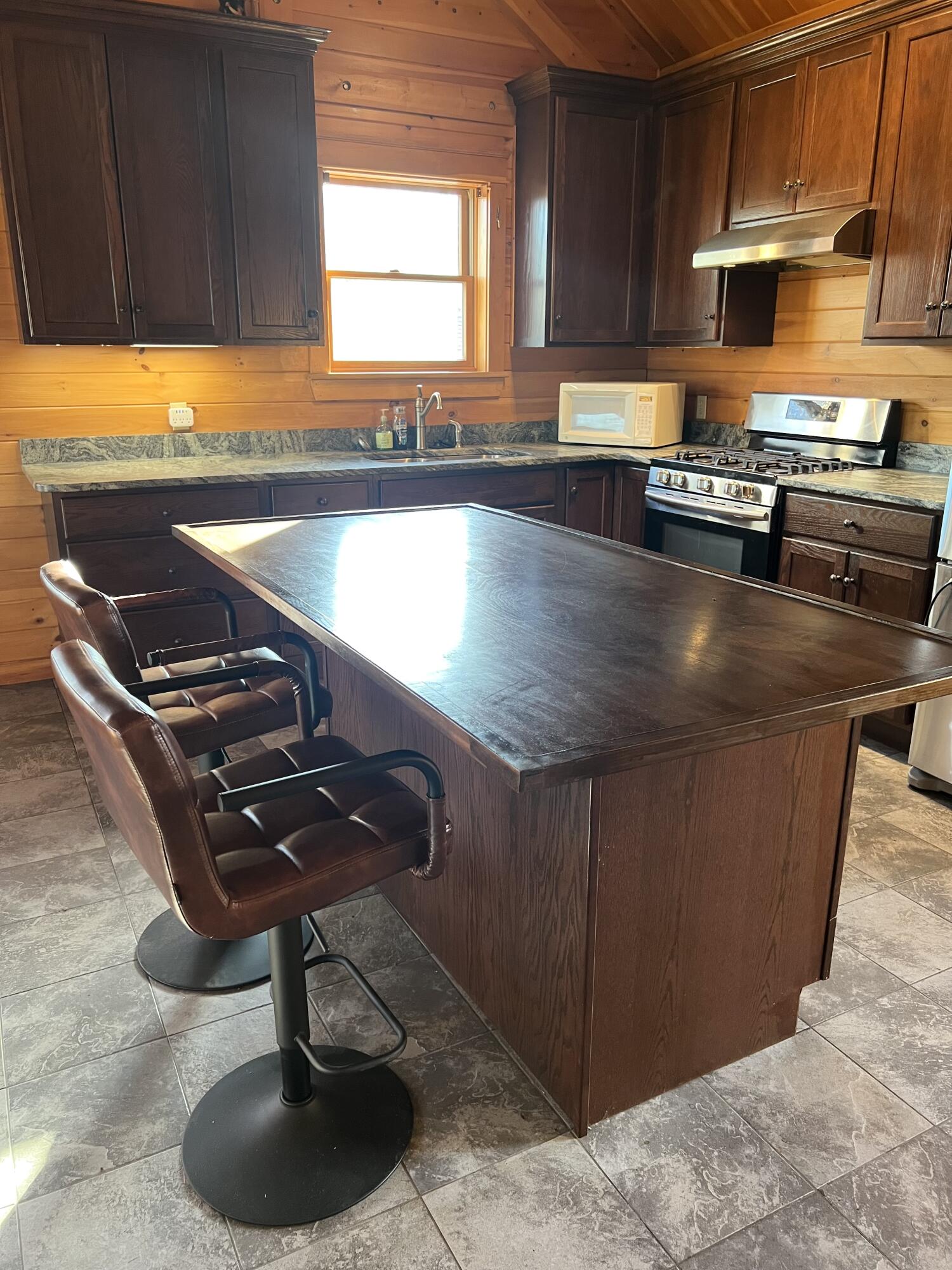 32 Penny Royal Lane Jackson ME 04921