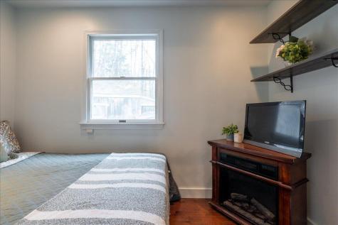 20 Spahr Road Washington ME 04574