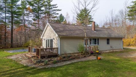 20 Spahr Road Washington ME 04574