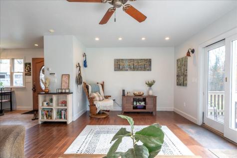 20 Spahr Road Washington ME 04574