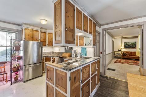 38 Main Street Topsham ME 04086