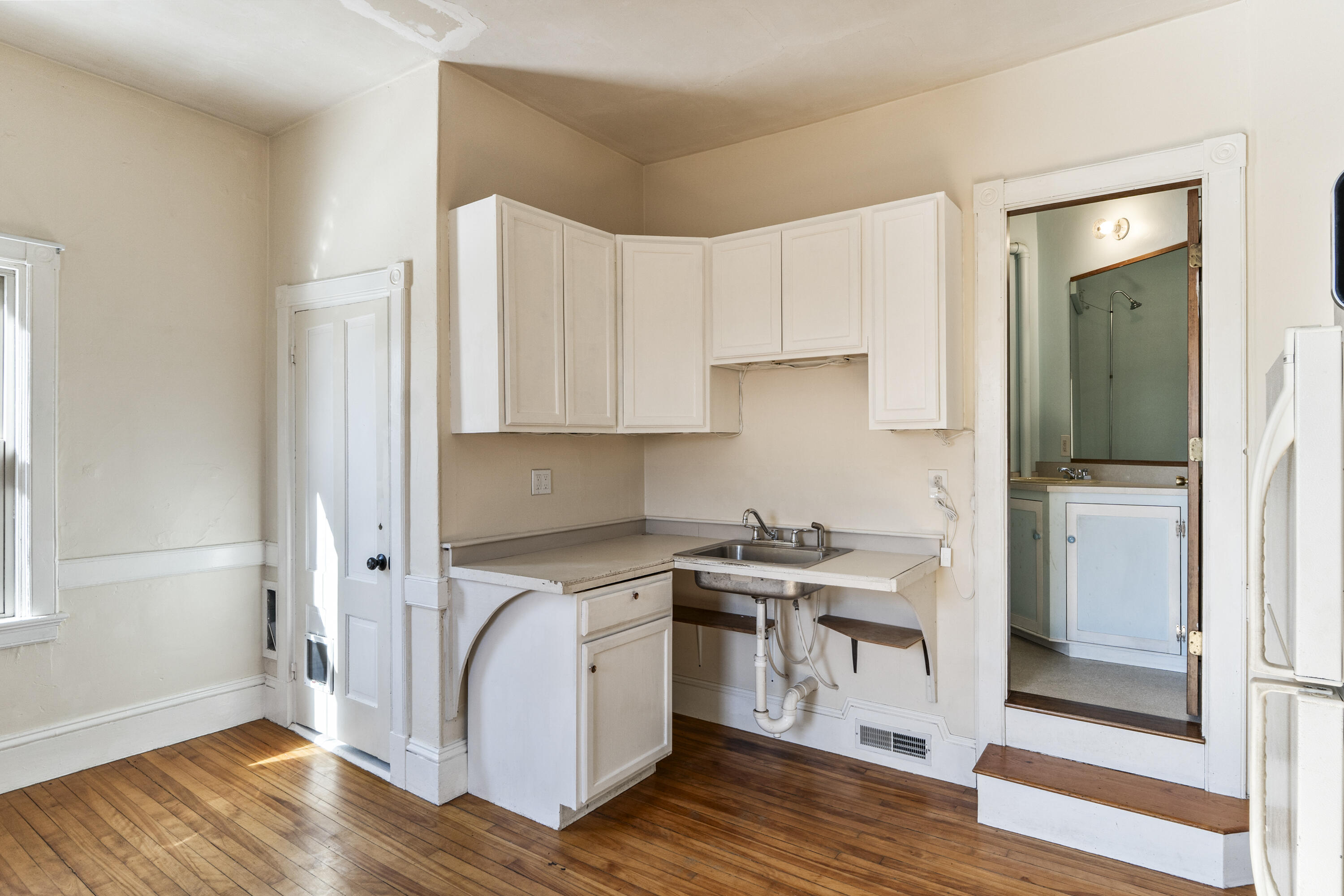 38 Main Street Topsham ME 04086