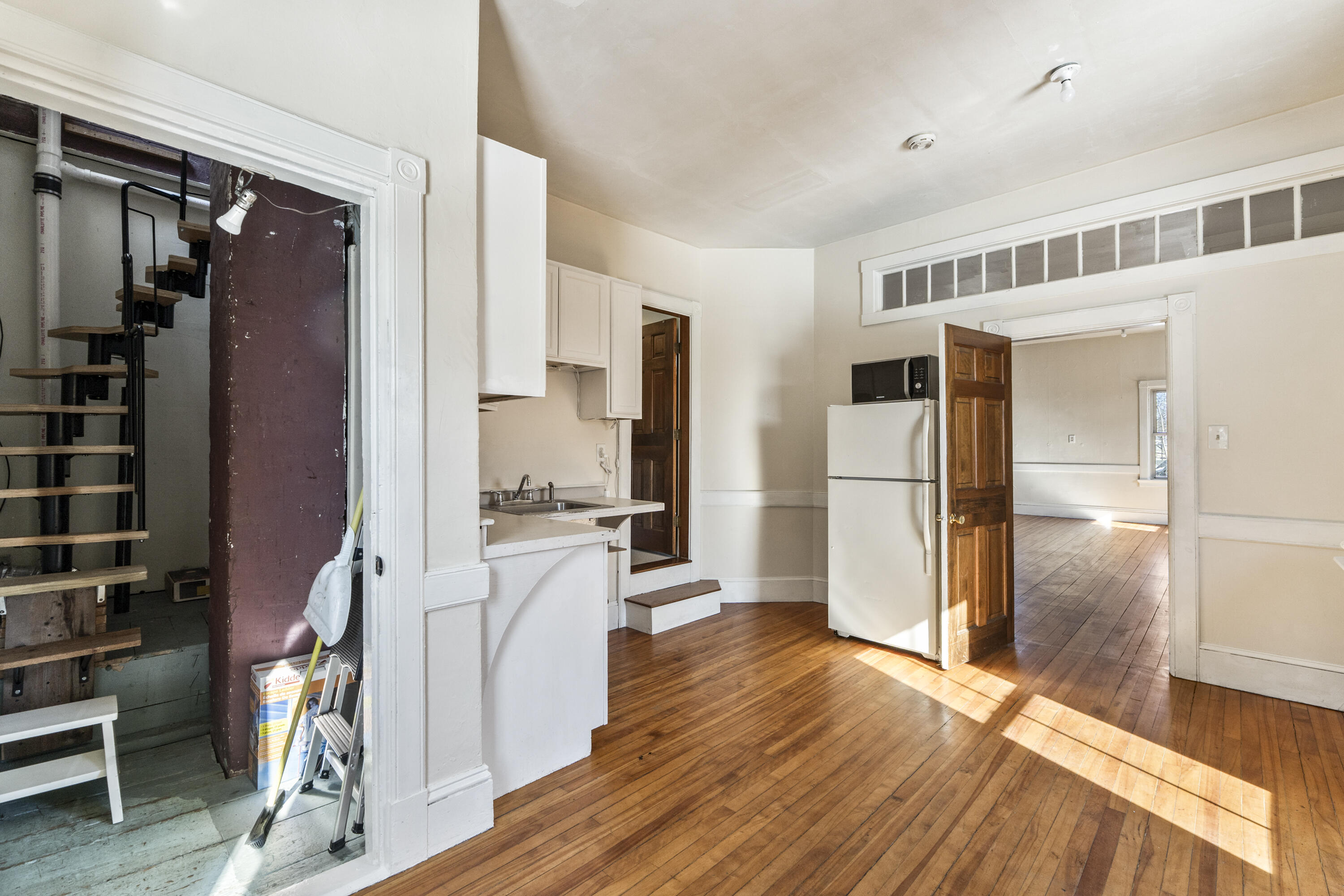 38 Main Street Topsham ME 04086