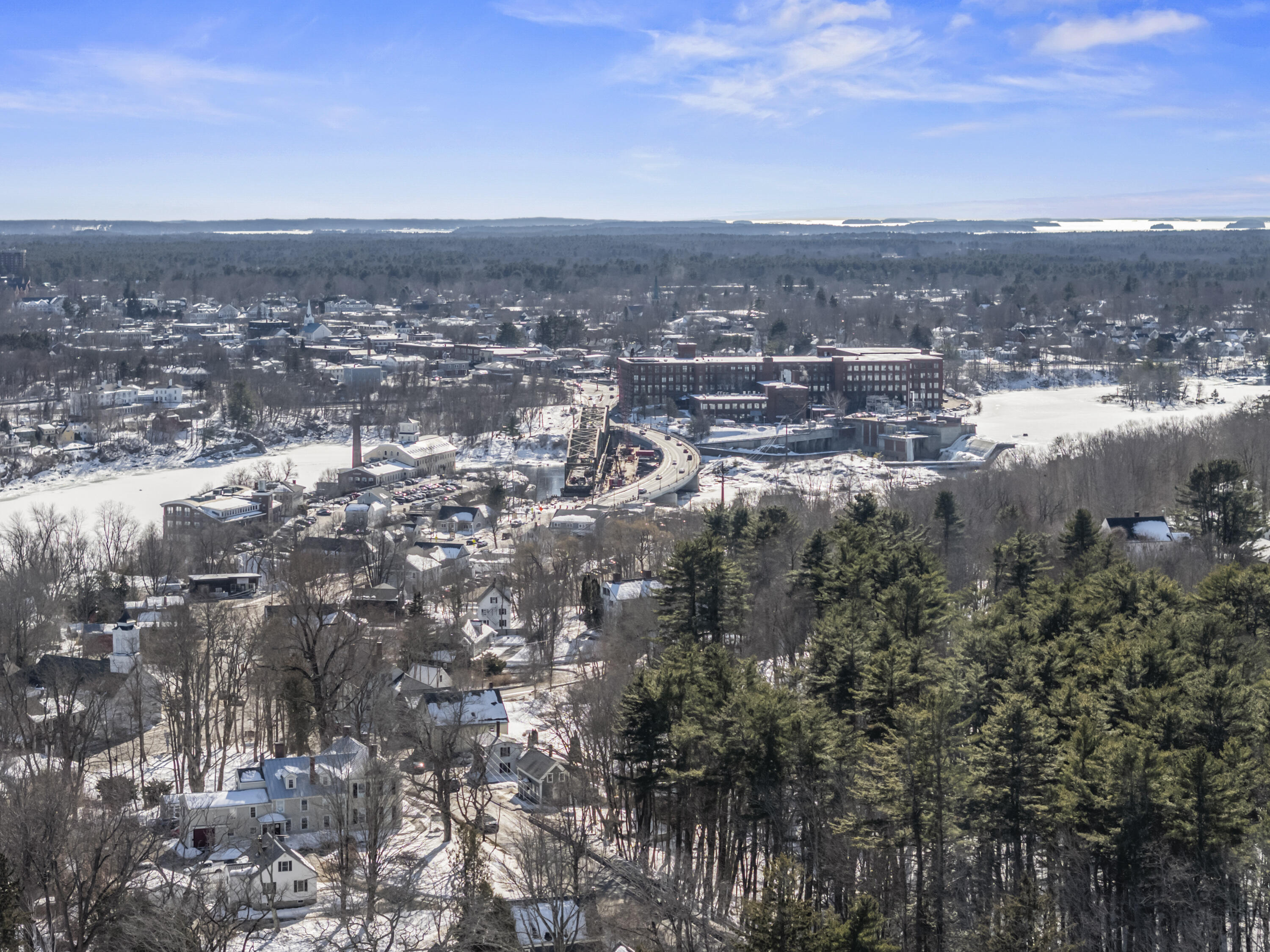 38 Main Street Topsham ME 04086