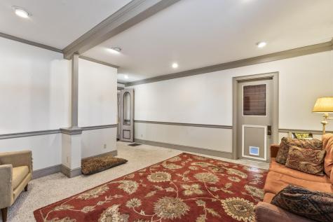 38 Main Street Topsham ME 04086