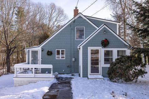 42 Tilton Avenue Kittery ME 03904