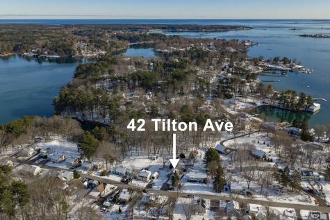 42 Tilton Avenue Kittery ME 03904