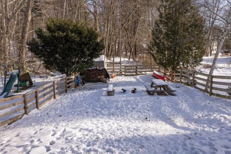 42 Tilton Avenue Kittery ME 03904