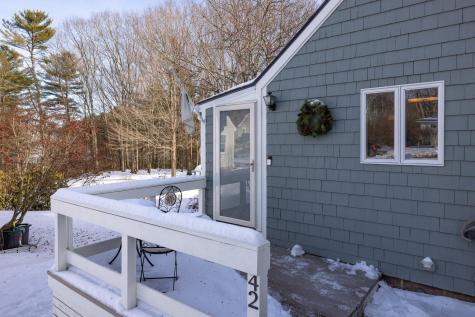 42 Tilton Avenue Kittery ME 03904