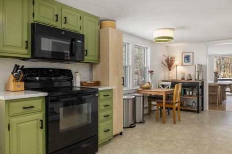 42 Tilton Avenue Kittery ME 03904