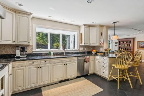 17 Juniper Knoll Kennebunkport ME 04046