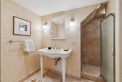 17 Juniper Knoll Kennebunkport ME 04046