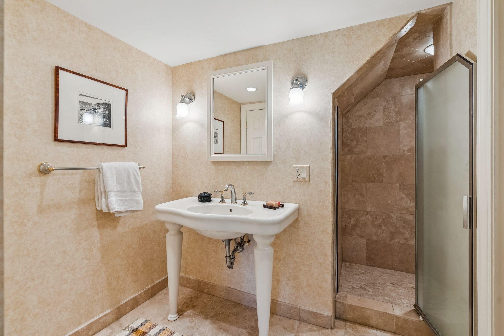 17 Juniper Knoll Kennebunkport ME 04046