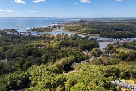 17 Juniper Knoll Kennebunkport ME 04046