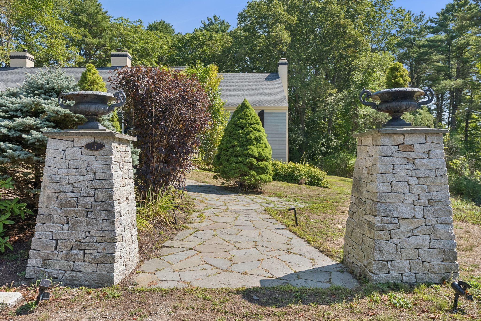 17 Juniper Knoll Kennebunkport ME 04046