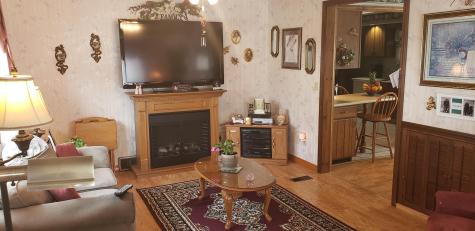 22 Louise Street Auburn ME 04210