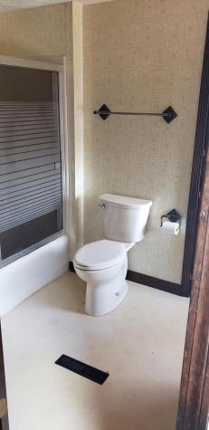 22 Louise Street Auburn ME 04210